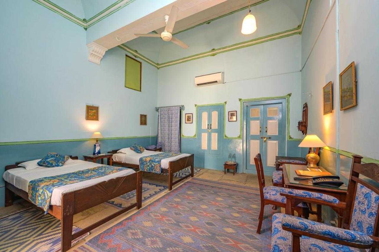 Hotel Neemrana'S - Piramal Haveli à Bagar Extérieur photo