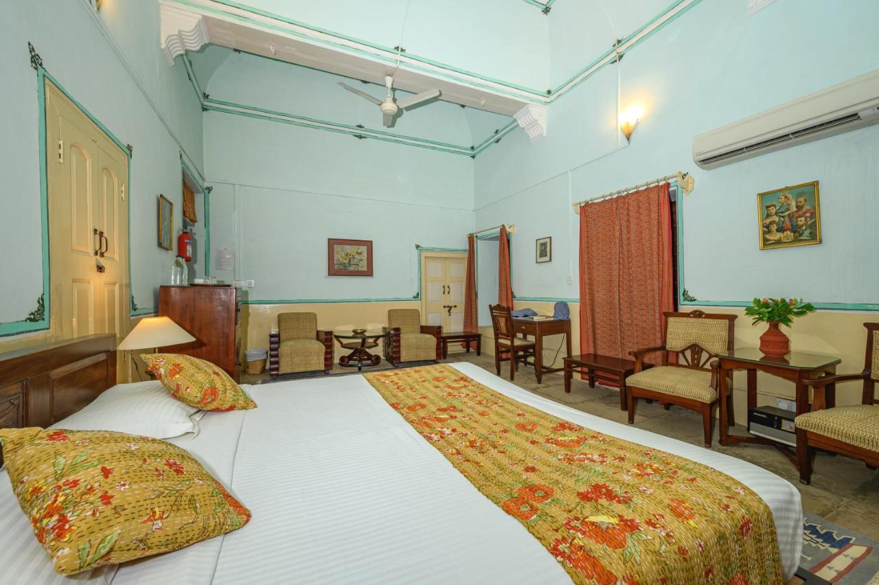 Hotel Neemrana'S - Piramal Haveli à Bagar Extérieur photo