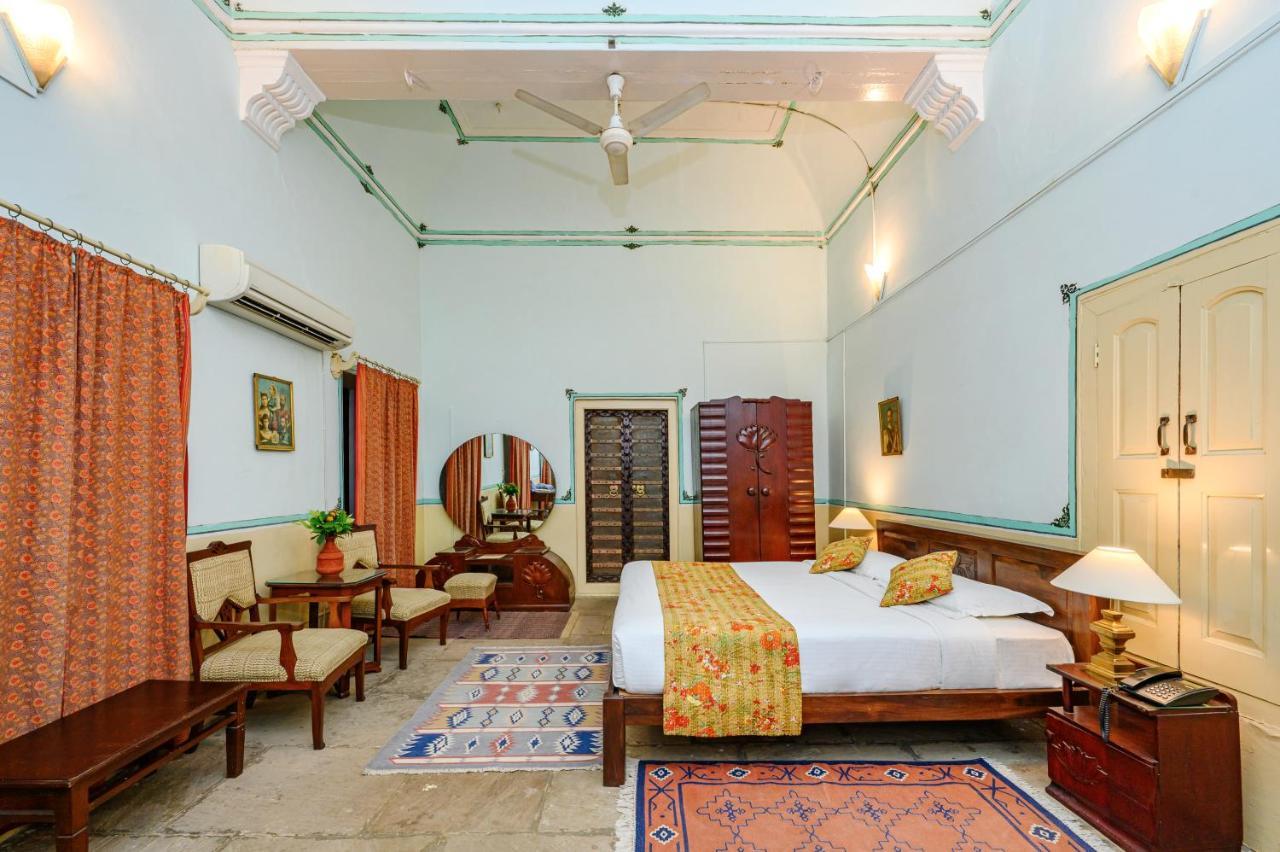 Hotel Neemrana'S - Piramal Haveli à Bagar Extérieur photo