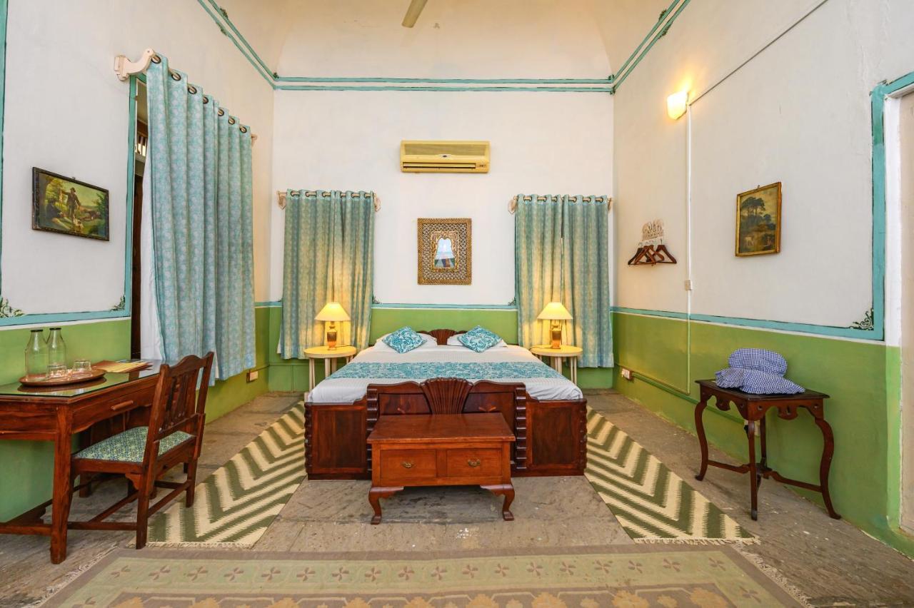 Hotel Neemrana'S - Piramal Haveli à Bagar Extérieur photo